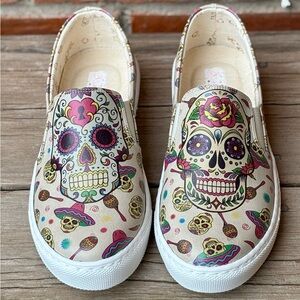 Goby Shoes Sugar Skulls Slip On Flats Fashion Sneakers Sz 8 EU 39